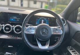 Mercedes-Benz GLA Class GLA 2.0 250 AMG LINE AUTO 32