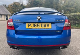 Skoda Octavia VRS 2.0 TDI  10