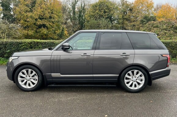 Land Rover Range Rover 3.0 TDV6 VOGUE SE AUTO  11