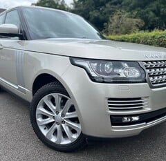 Land Rover Range Rover 3.0 TDV6 VOGUE AUTO PAN ROOF 1