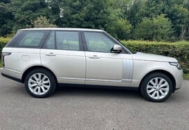 Land Rover Range Rover 3.0 TDV6 VOGUE AUTO PAN ROOF 7