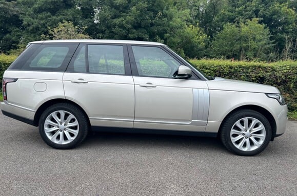 Land Rover Range Rover 3.0 TDV6 VOGUE AUTO PAN ROOF 7