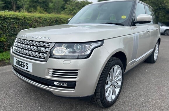 Land Rover Range Rover 3.0 TDV6 VOGUE AUTO PAN ROOF 9