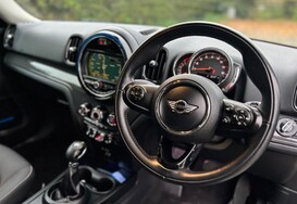 Mini Countryman 1.5 COOPER AUTOAMATIC 16