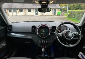 Mini Countryman 1.5 COOPER AUTOAMATIC 32