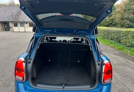 Mini Countryman 1.5 COOPER AUTOAMATIC 38