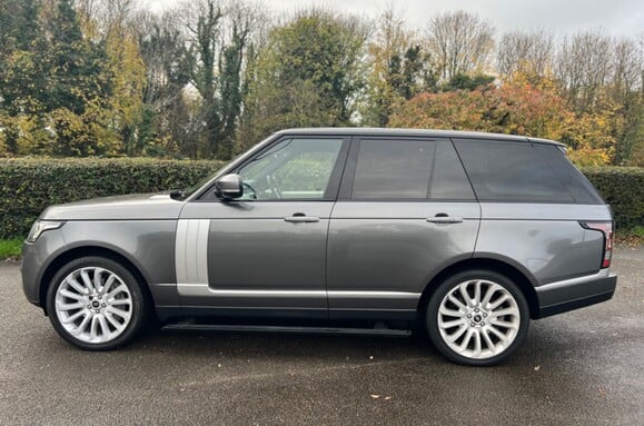 Land Rover Range Rover 4.4 SDV8 AUTOBIOGRAPHY 12