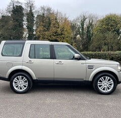 Land Rover Discovery 3.0 SDV6 HSE AUTO 3