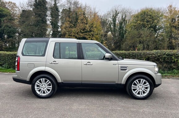 Land Rover Discovery 3.0 SDV6 HSE AUTO 4