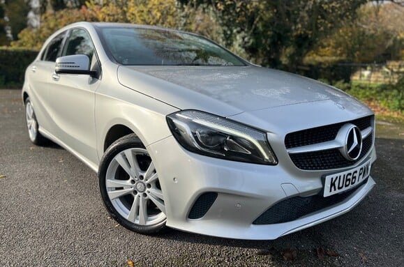 Mercedes-Benz A Class A 200 D SPORT PREMIUM AUTO 1