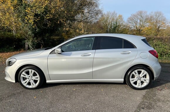 Mercedes-Benz A Class A 200 D SPORT PREMIUM AUTO 10