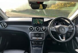 Mercedes-Benz A Class A 200 D SPORT PREMIUM AUTO 32