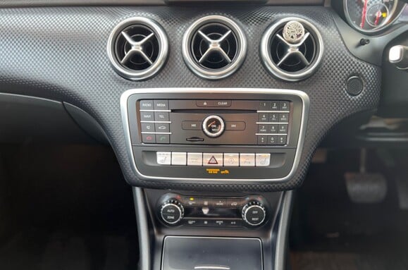 Mercedes-Benz A Class A 200 D SPORT PREMIUM AUTO 34