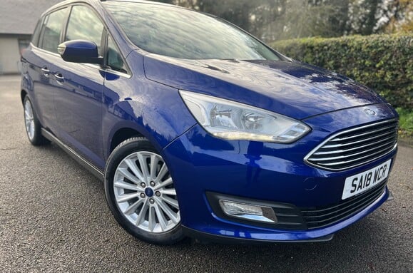 Ford Grand C-Max 1.0T TITANIUM 7 SEATS 1