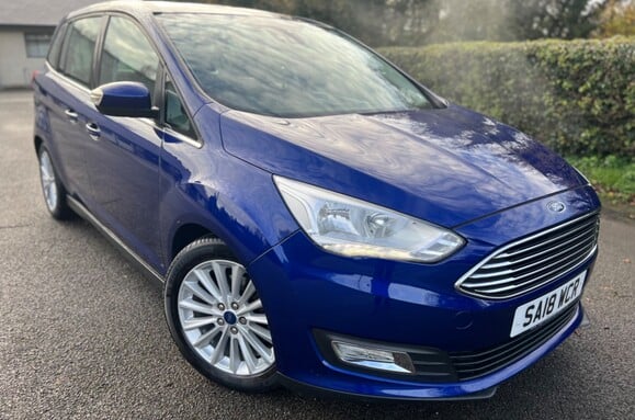 Ford Grand C-Max 1.0T TITANIUM 7 SEATS 2