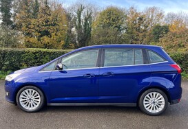 Ford Grand C-Max 1.0T TITANIUM 7 SEATS 11