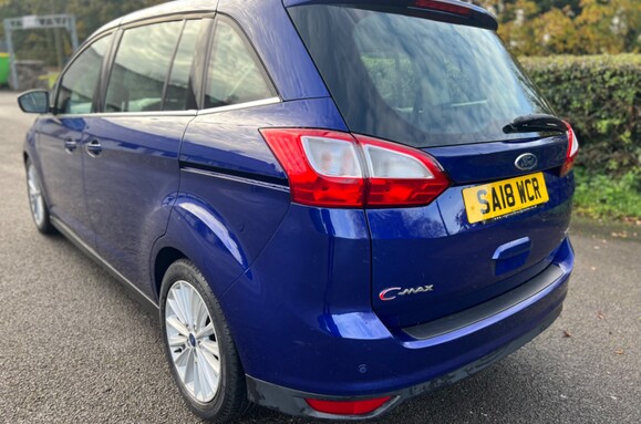 Ford Grand C-Max 1.0T TITANIUM 7 SEATS 12