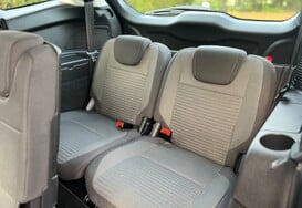 Ford Grand C-Max 1.0T TITANIUM 7 SEATS 30