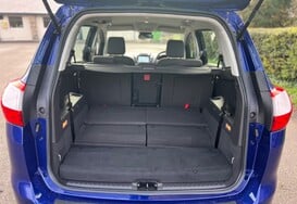 Ford Grand C-Max 1.0T TITANIUM 7 SEATS 38