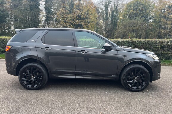 Land Rover Discovery Sport D200 R-DYNAMIC SE MHEV AUTO PAN ROOF 6