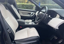 Land Rover Discovery Sport D200 R-DYNAMIC SE MHEV AUTO PAN ROOF 17