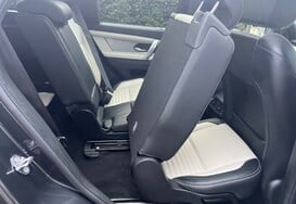 Land Rover Discovery Sport D200 R-DYNAMIC SE MHEV AUTO PAN ROOF 26