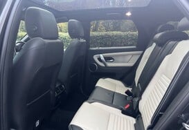 Land Rover Discovery Sport D200 R-DYNAMIC SE MHEV AUTO PAN ROOF 34