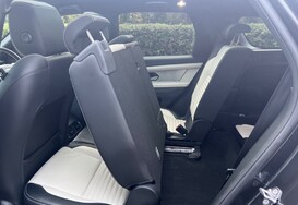 Land Rover Discovery Sport D200 R-DYNAMIC SE MHEV AUTO PAN ROOF 36