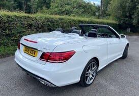 Mercedes-Benz E Class E220 BLUETEC AMG LINE CONVERTIBLE AUTO 38