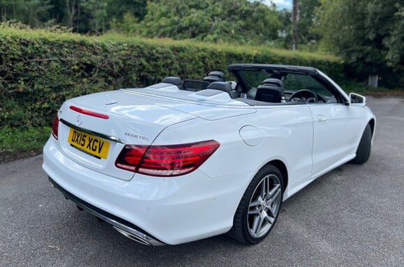 Mercedes-Benz E Class E220 BLUETEC AMG LINE CONVERTIBLE AUTO 38