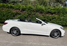 Mercedes-Benz E Class E220 BLUETEC AMG LINE CONVERTIBLE AUTO 40