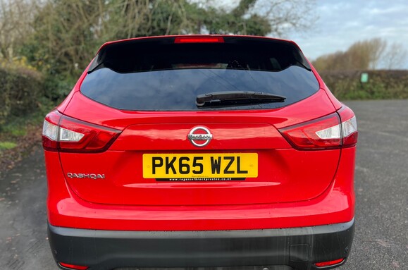 Nissan Qashqai 1.2 N-TEC DIG-T 8