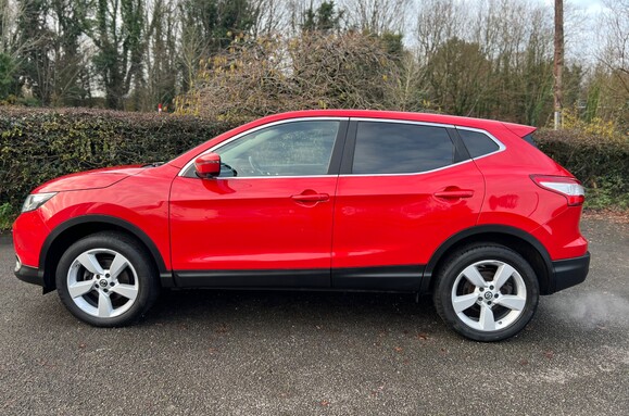 Nissan Qashqai 1.2 N-TEC DIG-T 12