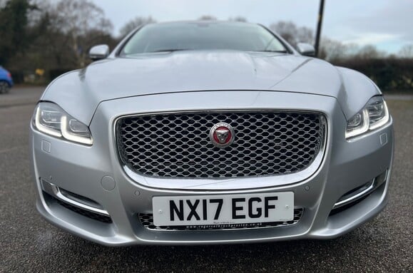 Jaguar XJ 3.0 D V6 PREMIUM LUXURY L 6