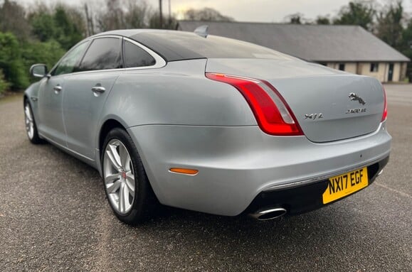 Jaguar XJ 3.0 D V6 PREMIUM LUXURY L 12