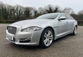 Jaguar XJ 3.0 D V6 PREMIUM LUXURY L 17