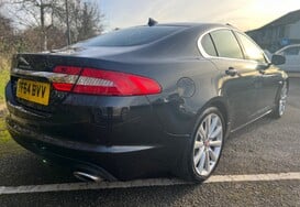 Jaguar XF 2.2D PORTFOLIO AUTO 7