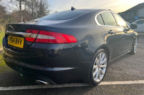 Jaguar XF 2.2D PORTFOLIO AUTO 7