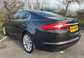 Jaguar XF 2.2D PORTFOLIO AUTO 9