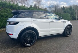 Land Rover Range Rover Evoque 2.0 TD4 HSE DYNAMIC AUTO 7