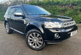 Land Rover Freelander 2.2 SD4 HSE LUXURY AUTOMATIC 1