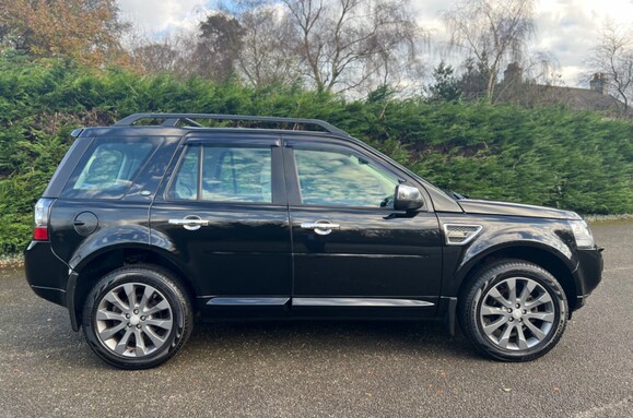 Land Rover Freelander 2.2 SD4 HSE LUXURY AUTOMATIC 6