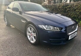 Jaguar XE 2.0D PORTFOLIO AUTO   5