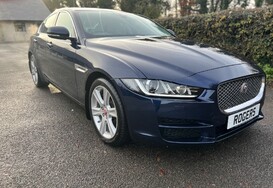 Jaguar XE 2.0D PORTFOLIO AUTO   6