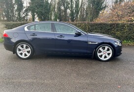 Jaguar XE 2.0D PORTFOLIO AUTO   7