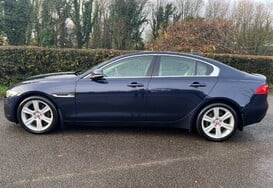 Jaguar XE 2.0D PORTFOLIO AUTO   13