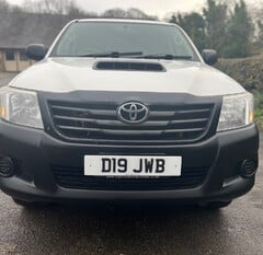 Toyota Hilux ACTIVE 4X4 2.5 D-4D DOUBLE CAB PICK UP 3