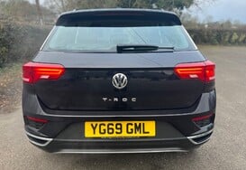 Volkswagen T-Roc SE 1.5 TSI EVO 7