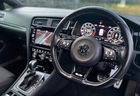 Volkswagen Golf 2.0 TSI R DSG 4Motion Euro 6  AUTO 16