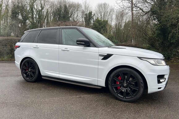 Land Rover Range Rover Sport 3.0 SDV6 HSE DYNAMIC AUTO 7